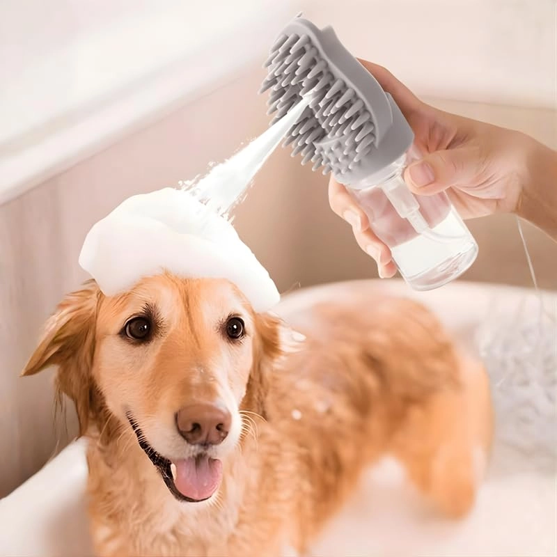 2’si 1 arada Kedi Köpek Banyo Fırçası ve Şampuan Dispenseri – Bol Köpük İçin Bastırın, Evcil Hayvanlar İçin Silikon Bakım Fırçası